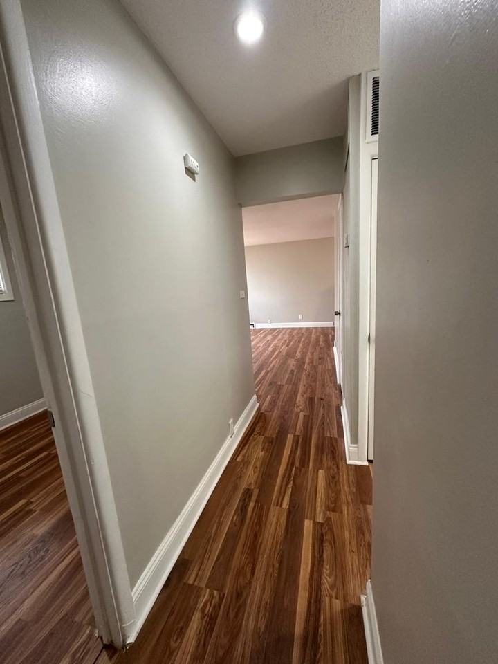 6904 Longview Rd - Photo 4 of 10