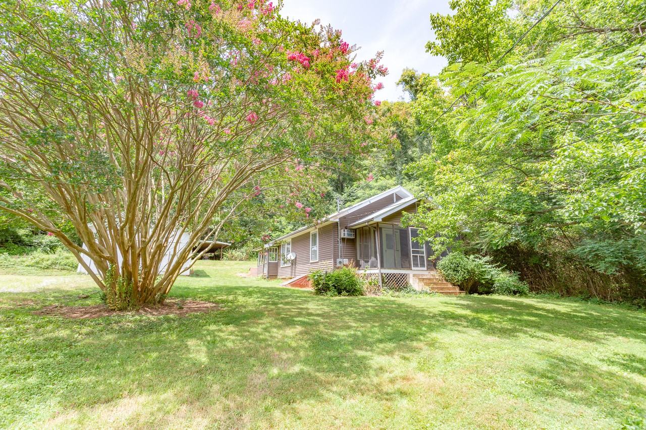 1303 S Walnut Dr #NA - Photo 2 of 15