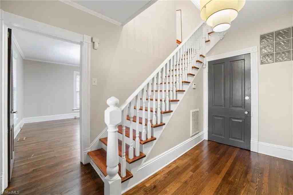 917 Walker Ave #NA - Photo 4 of 22