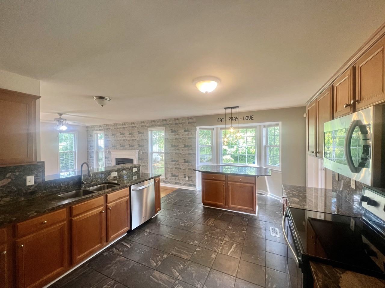 265 Southridge Dr #NA - Photo 2 of 14