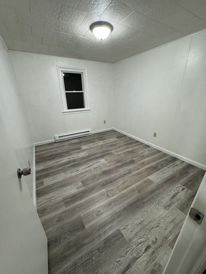 118 Glendale Ln #A - Photo 2 of 6