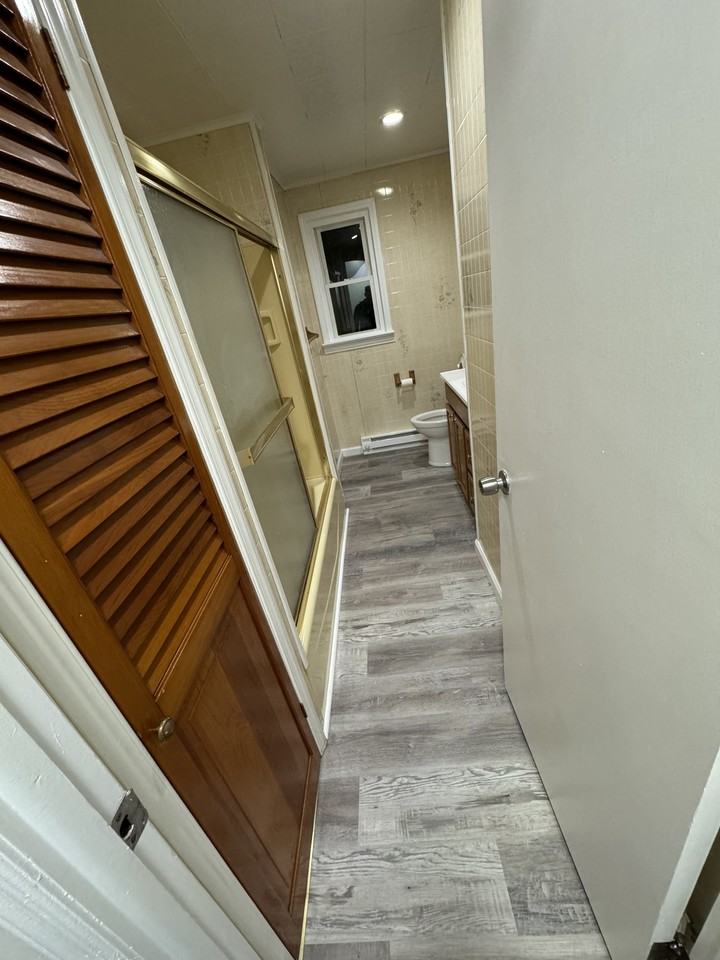 118 Glendale Ln #A - Photo 3 of 6