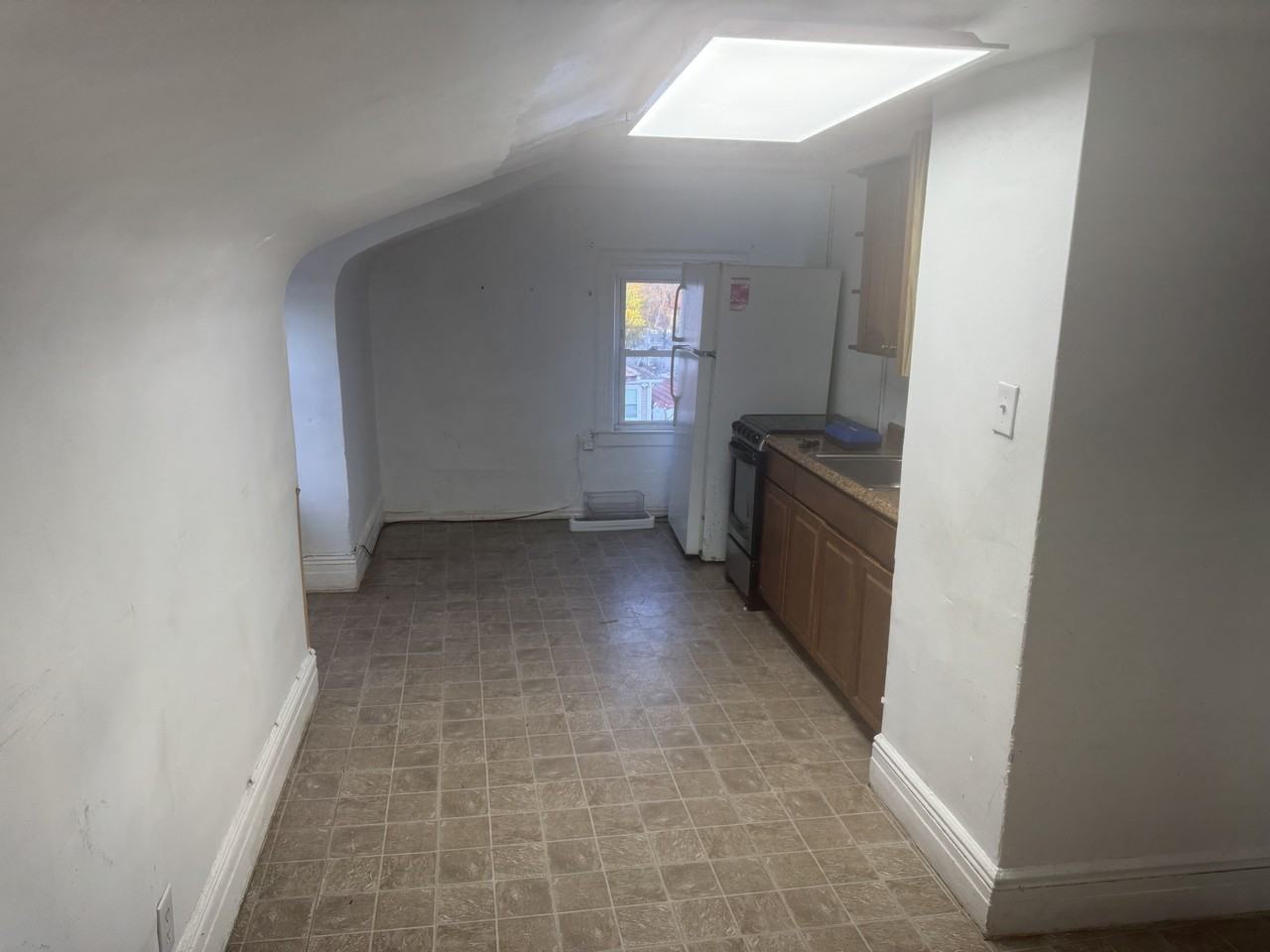 1444 Granada Pl #3F - Photo 3 of 7