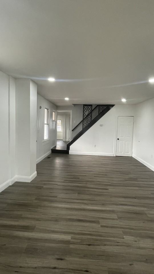 141 Green St #NA - Photo 2 of 20