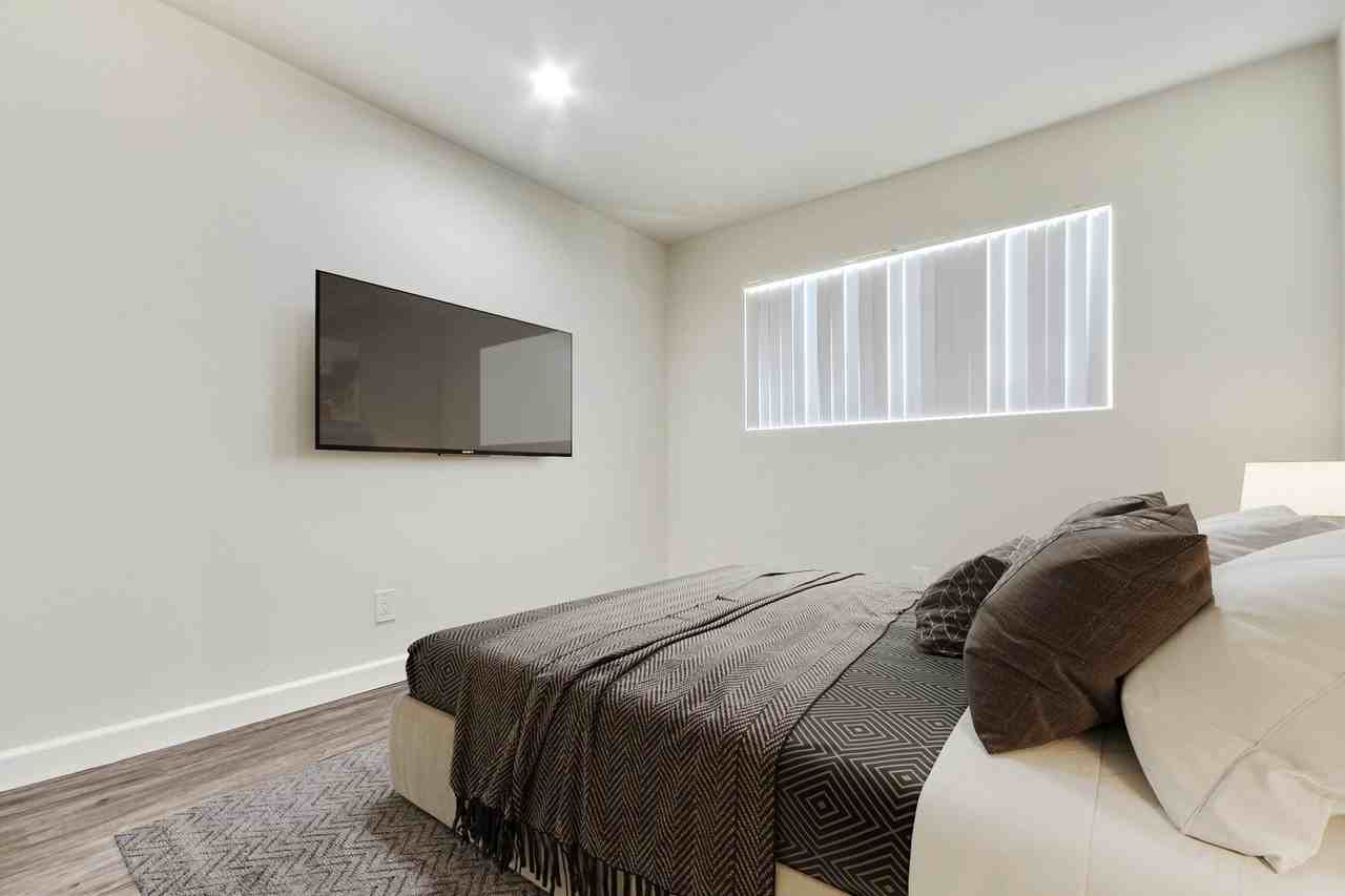 Aqua North - Photo 7 of 65