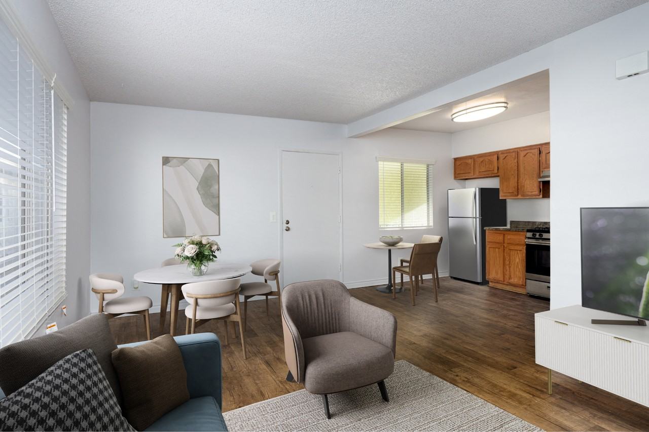 Harbor View - Photo 3 of 15