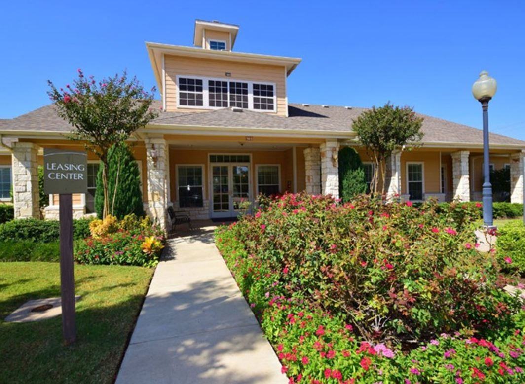 The Villas on Calloway Creek - Photo 3 of 18