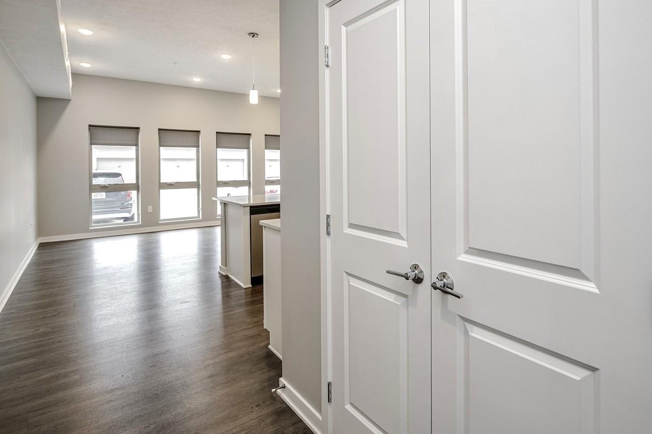 VUE178 - Photo 5 of 50