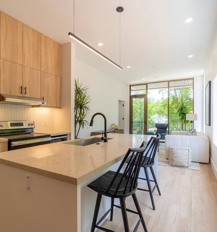 The Howard - Photo 4 of 38