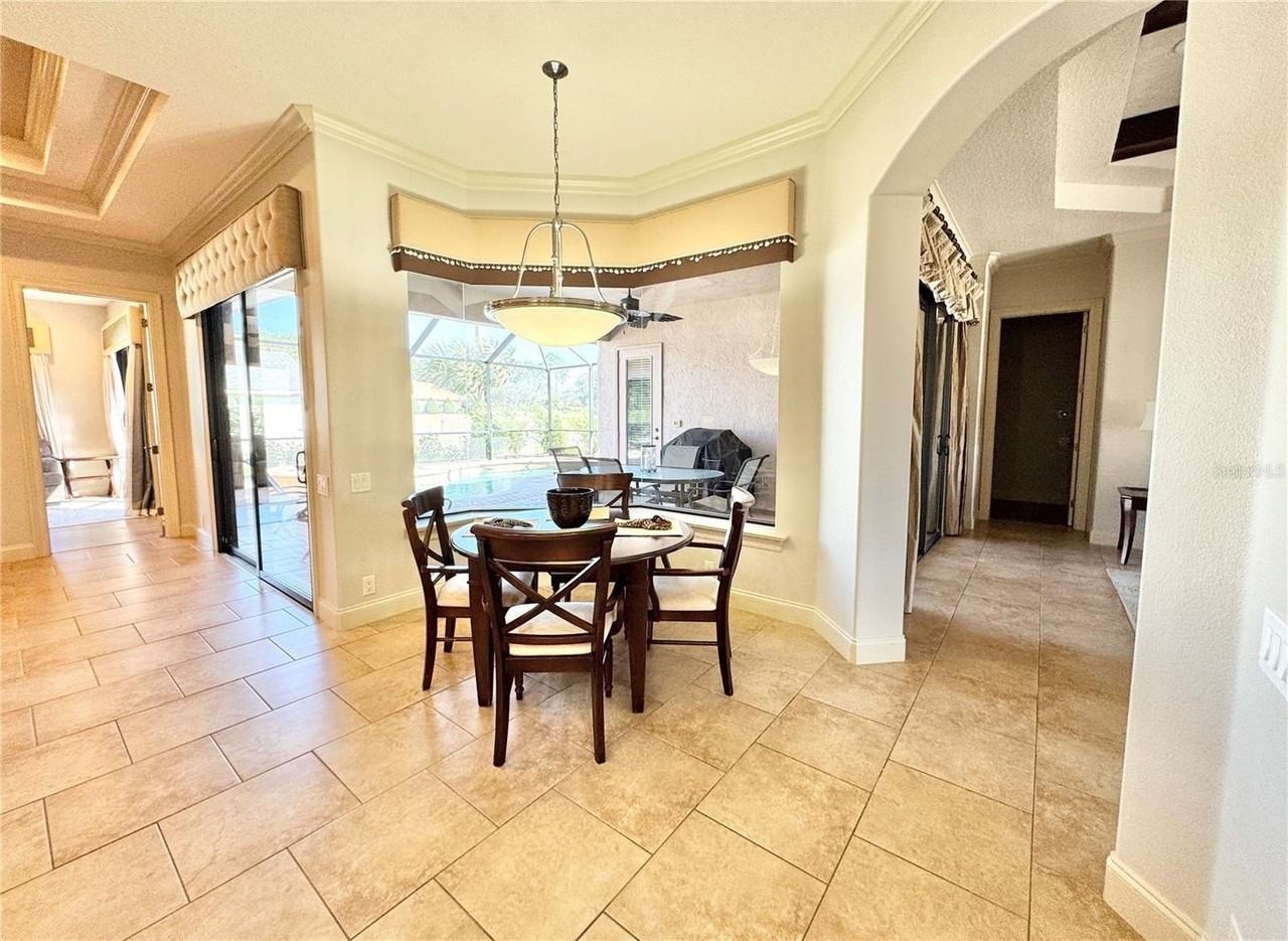 17835 Southwest 68th Place - Photo 7 of 27