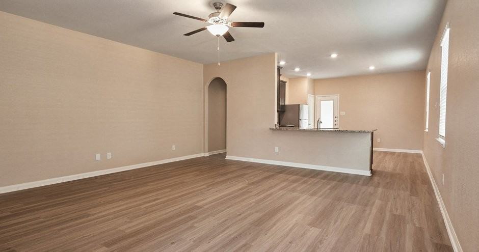 Bauer Landing - Photo 2 of 38