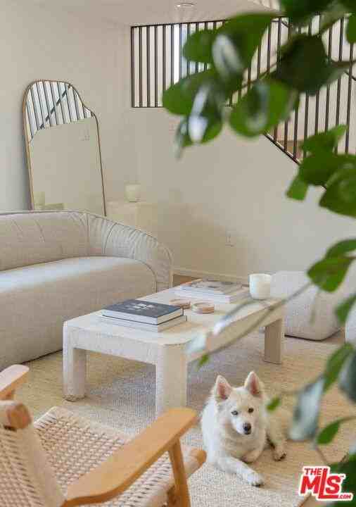 6541 De Longpre Ave #1-2 - Photo 2 of 8