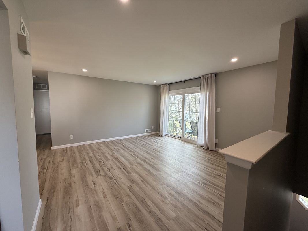 315B Delancey Pl - Photo 6 of 9