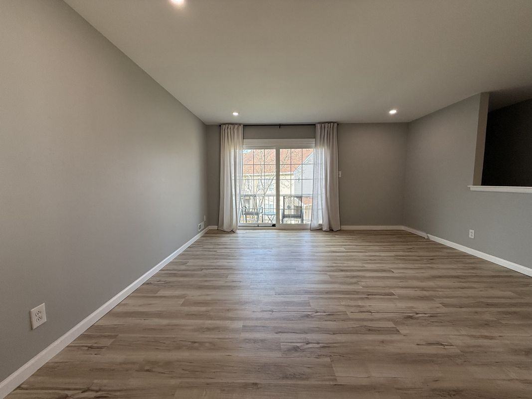 315B Delancey Pl - Photo 7 of 9