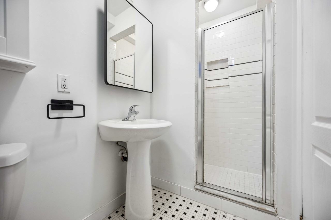 62 Dupont Street - Photo 6 of 13