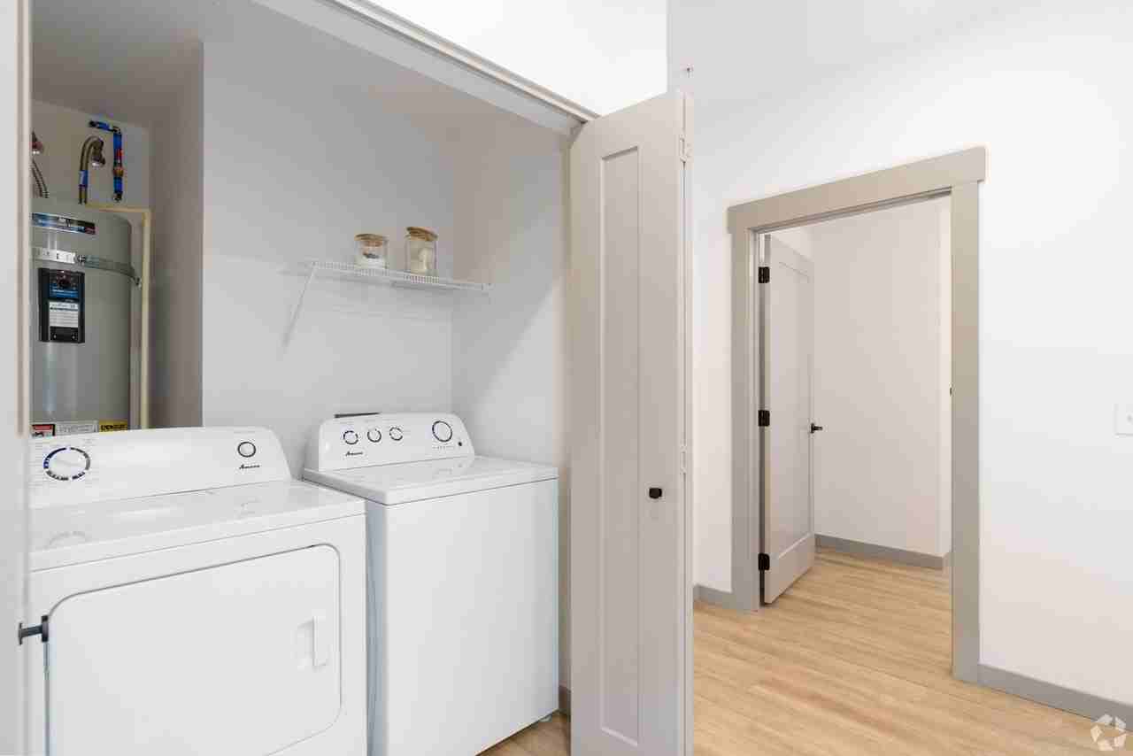 102 E Farwell Rd #218 - Photo 4 of 9