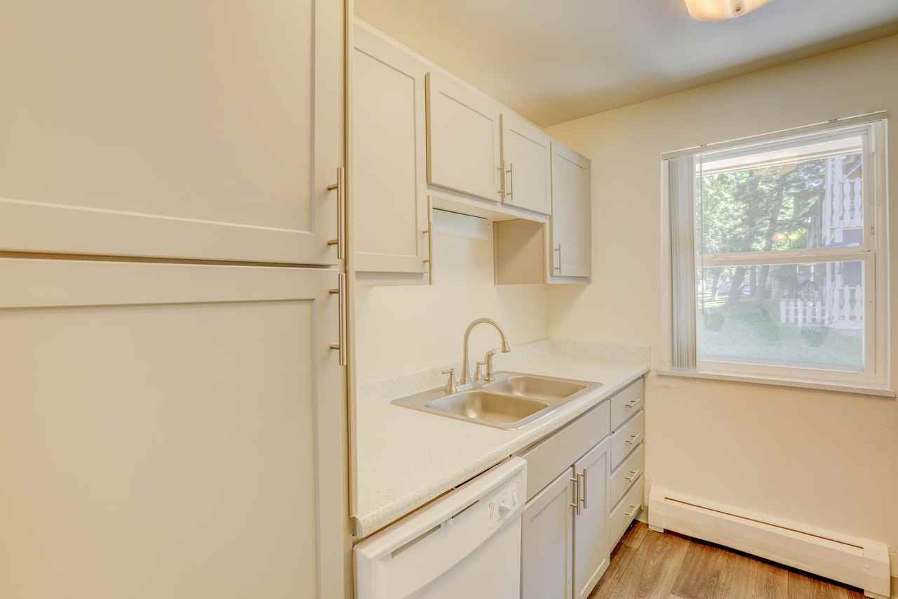 Edelweiss Apartments - Photo 2 of 18