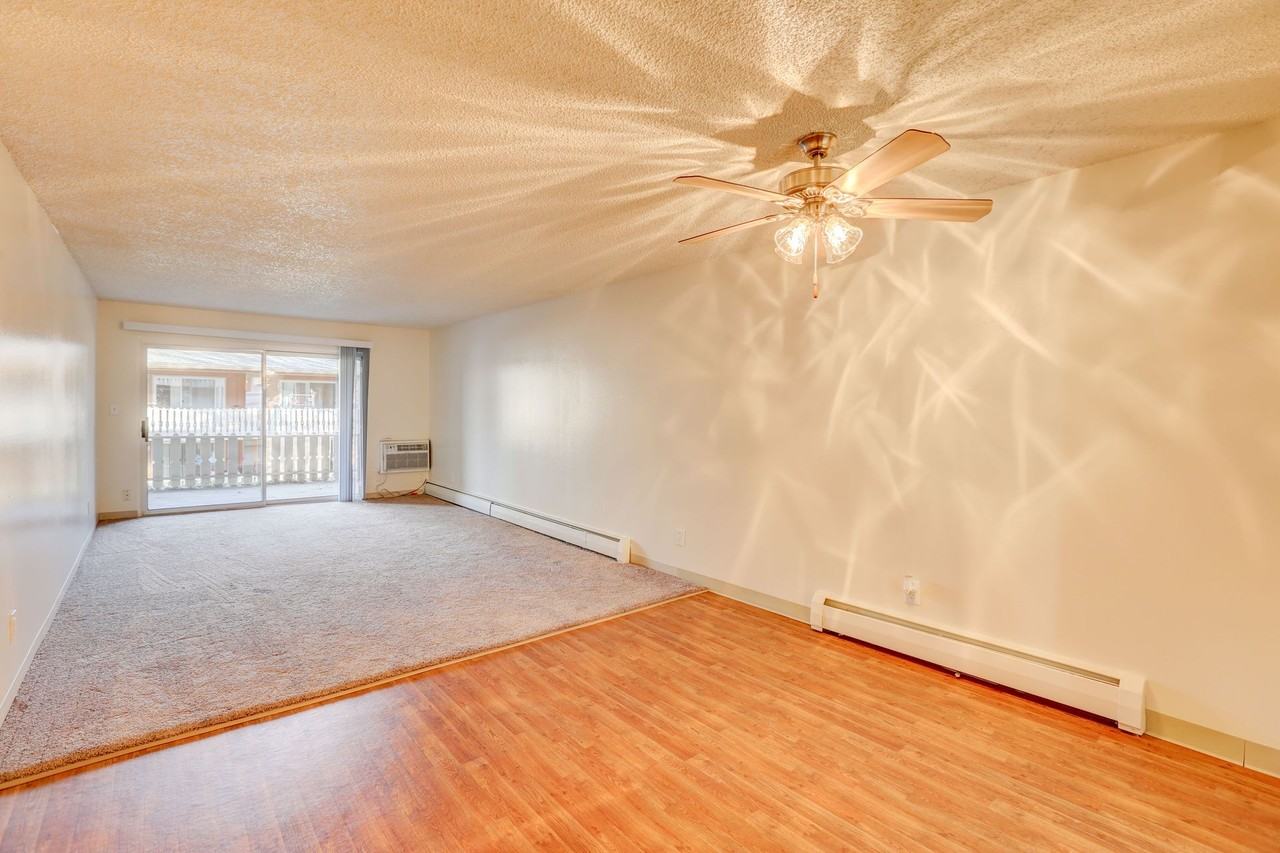 Edelweiss Apartments - Photo 4 of 18