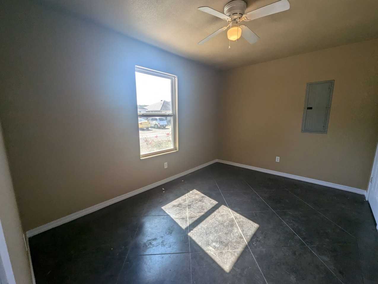 15 Sophie Jo Ln - Photo 5 of 11