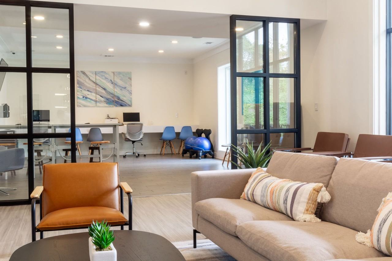 The 500 - Photo 7 of 43