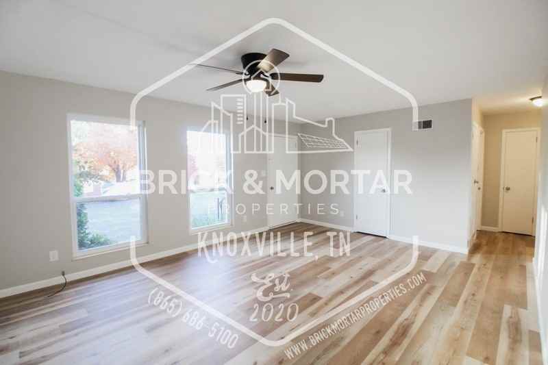 505 S Cedar St - Photo 7 of 25