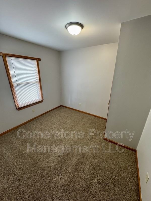 8310 Center Dr - Photo 6 of 6