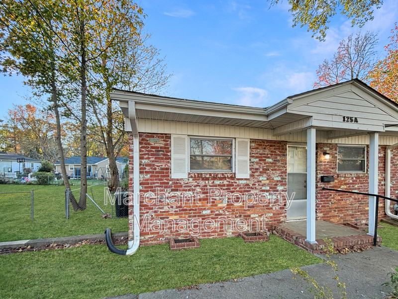 125 White Oak Dr #A - Photo 3 of 17