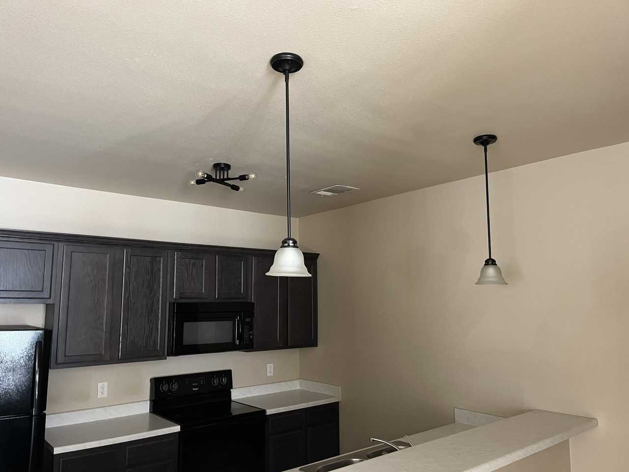 4206 IVORY LANE #B - Photo 2 of 9