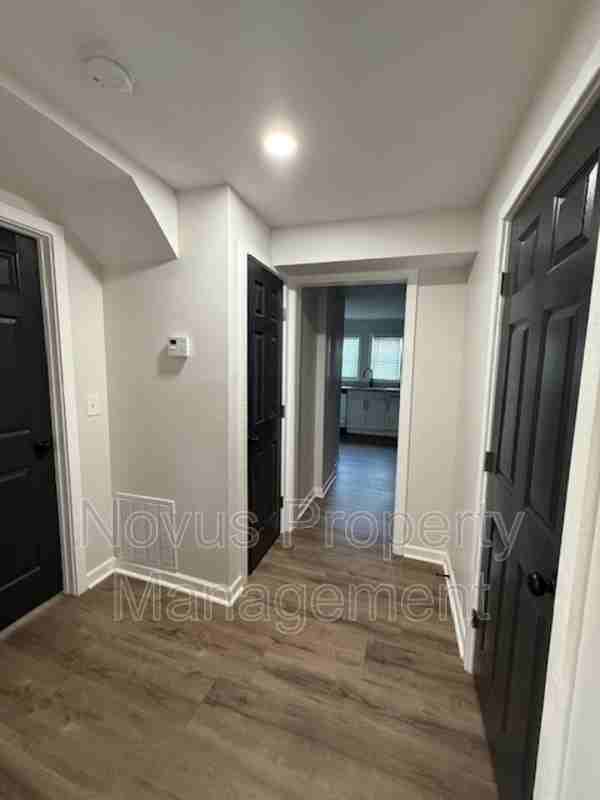 901 Pacific Ave #5 - Photo 6 of 11