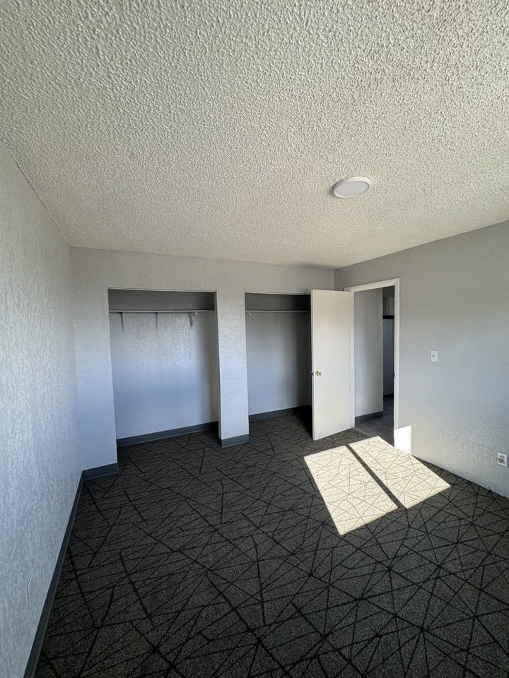 Regency A - Photo 3 of 50