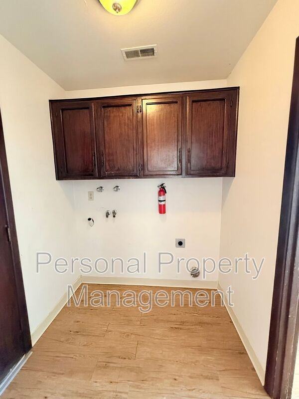 16121 Se 3rd St - Photo 7 of 14