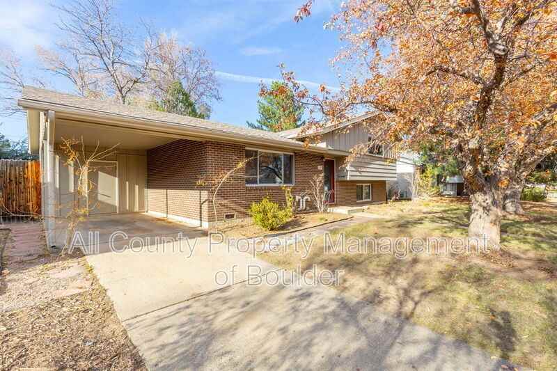 4481 Hamilton Ct - Photo 2 of 20