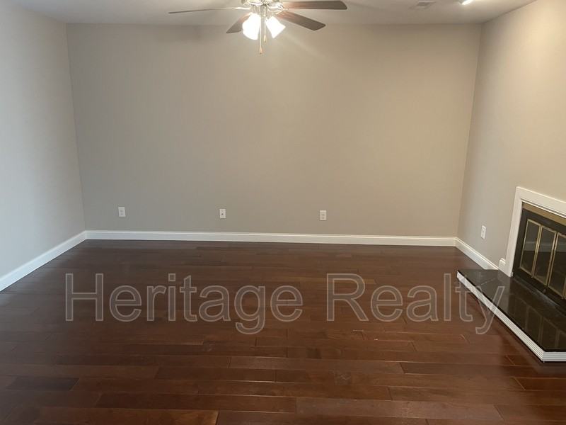 8703 Olde Colony Trl - Photo 2 of 25