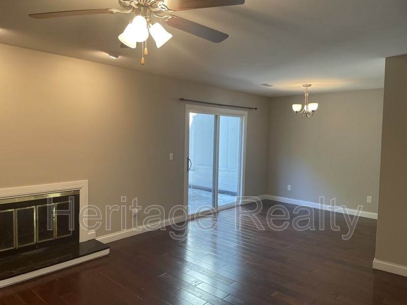 8703 Olde Colony Trl - Photo 3 of 25