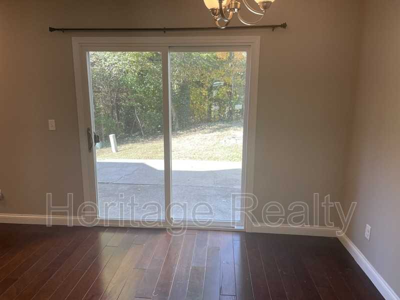 8703 Olde Colony Trl - Photo 5 of 25