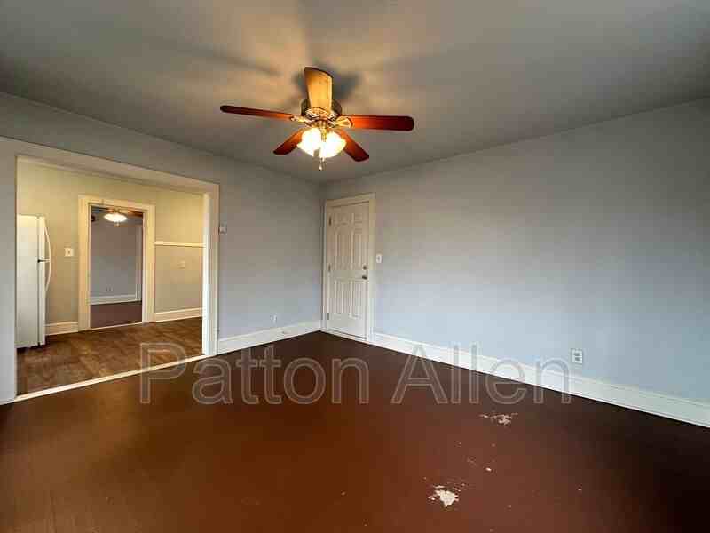60 Flint St #3 - Photo 6 of 14
