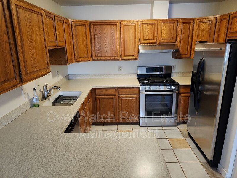 1808 Cleveland Ave #C - Photo 3 of 15