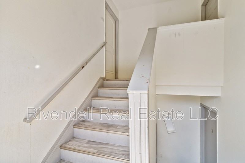 373 Geneva Street #D - Photo 2 of 11