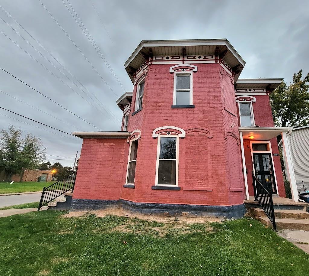 1794 Livingston - Photo 3 of 25