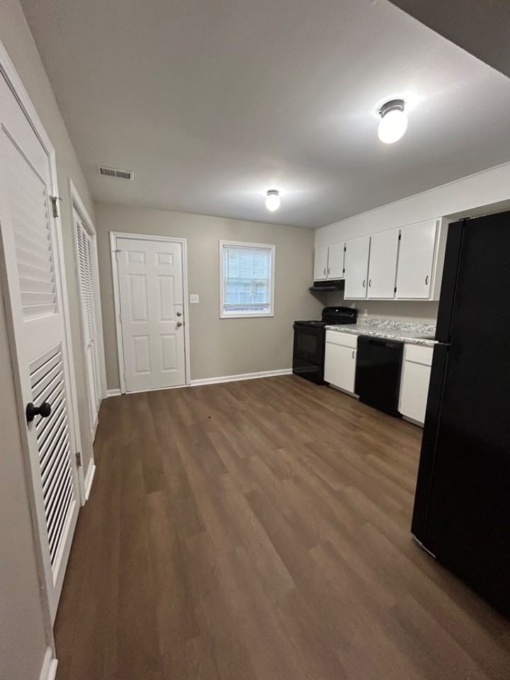 Delaware Ave - Photo 3 of 10