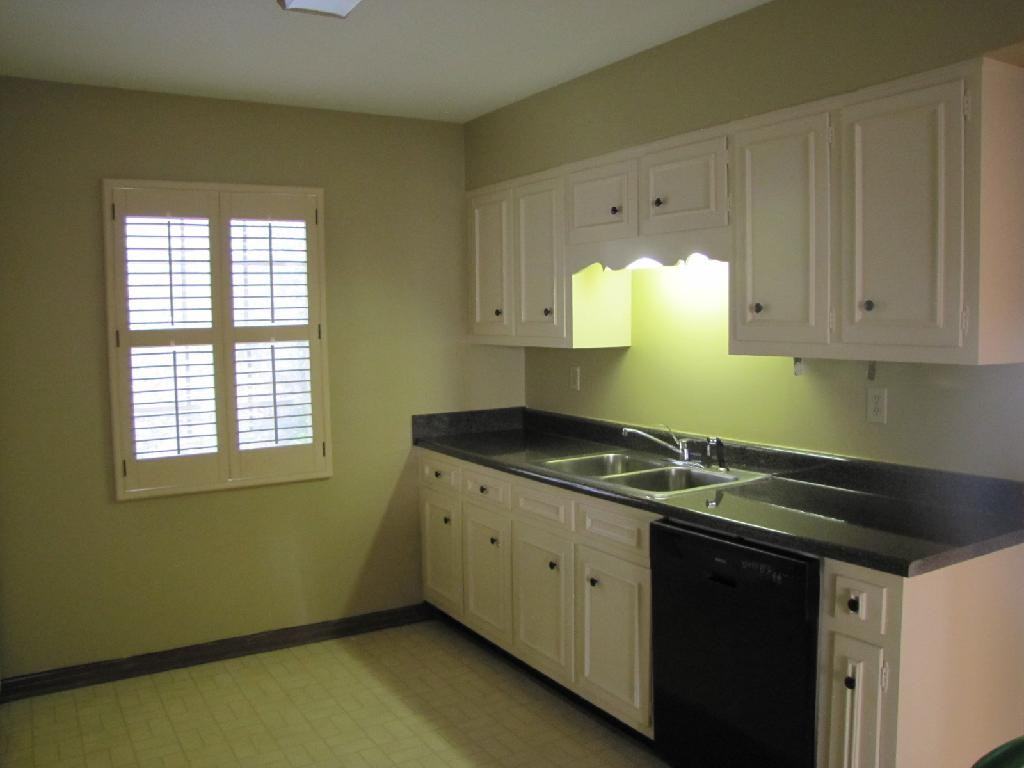 2063 Japonica Ln - Photo 3 of 15