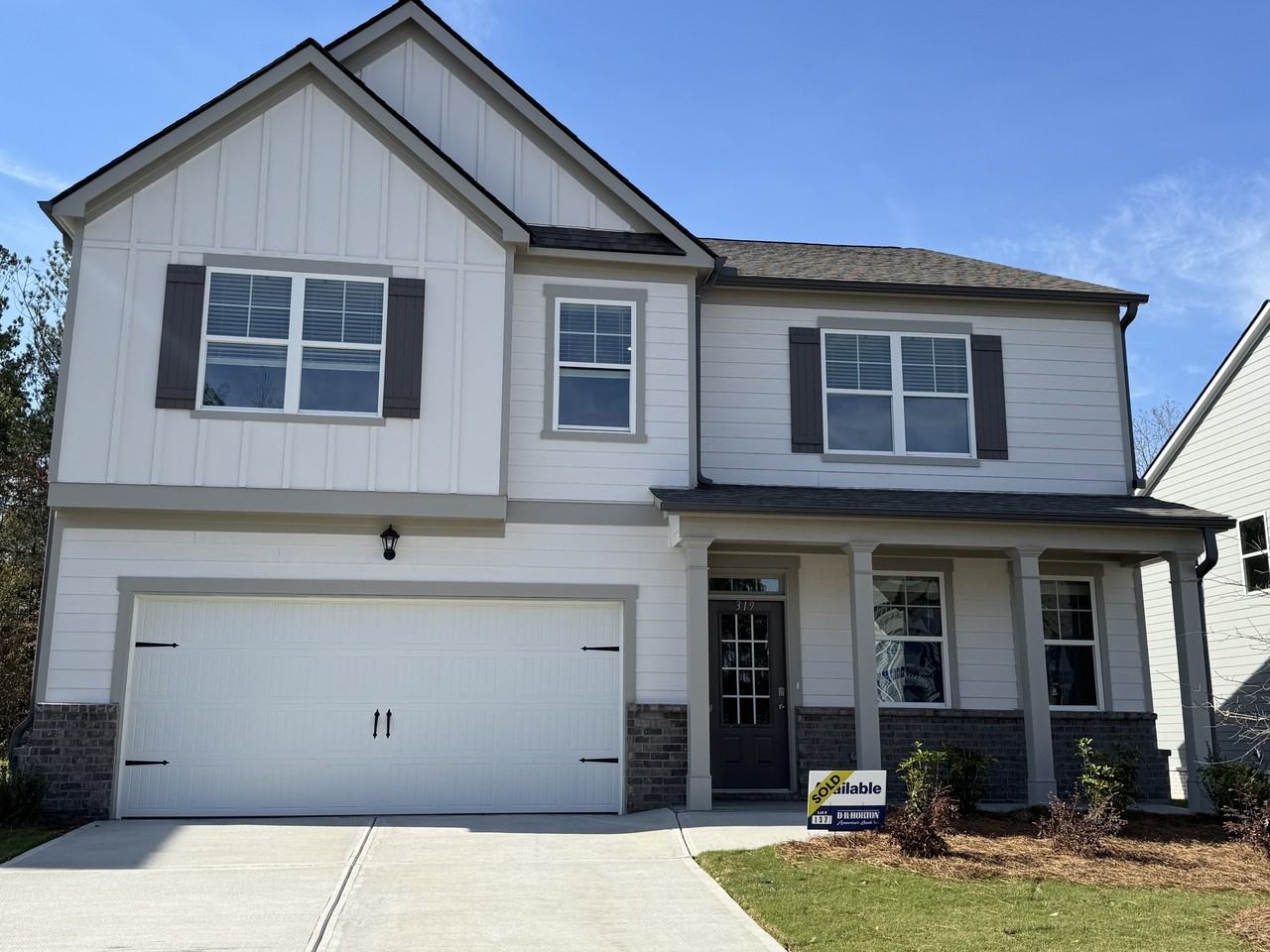 319 Belmont Dr Se #NA - Photo 2 of 50