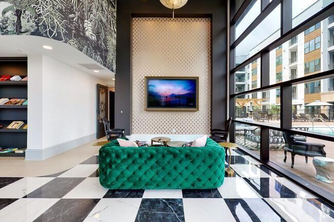 101 W Morehead St - Photo 2 of 46