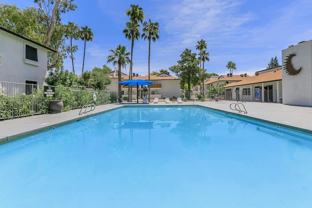 4620 W Mcdowell Rd - Photo 1 of 1