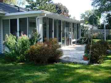 2701 Applelane Ave - Photo 3 of 20