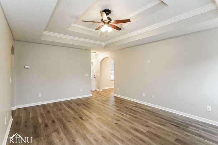 111 Cody Ct - Photo 3 of 17