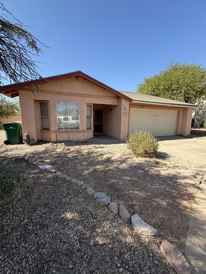 4725 W Latchstring Ct - Photo 2 of 21