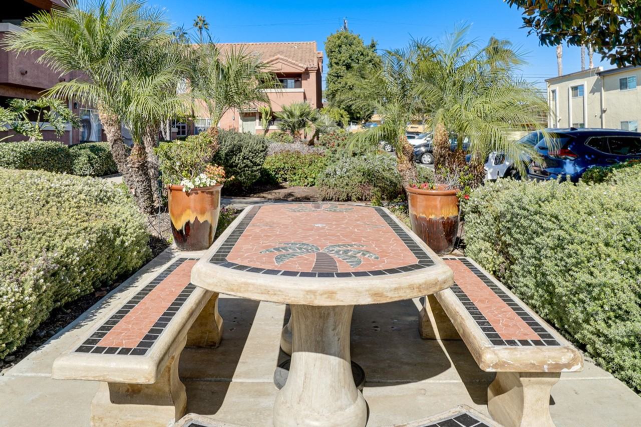 St Thomas - Photo 2 of 18