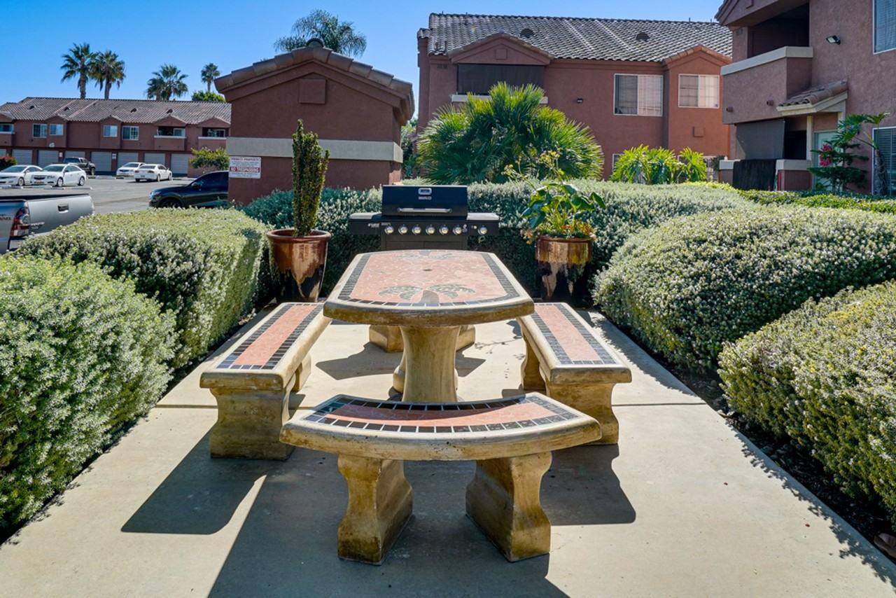 St Thomas - Photo 4 of 18