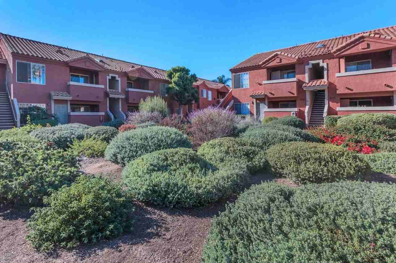 St Thomas - Photo 7 of 18